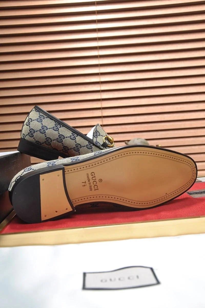 Gucci Business Shoes Bright 25815
