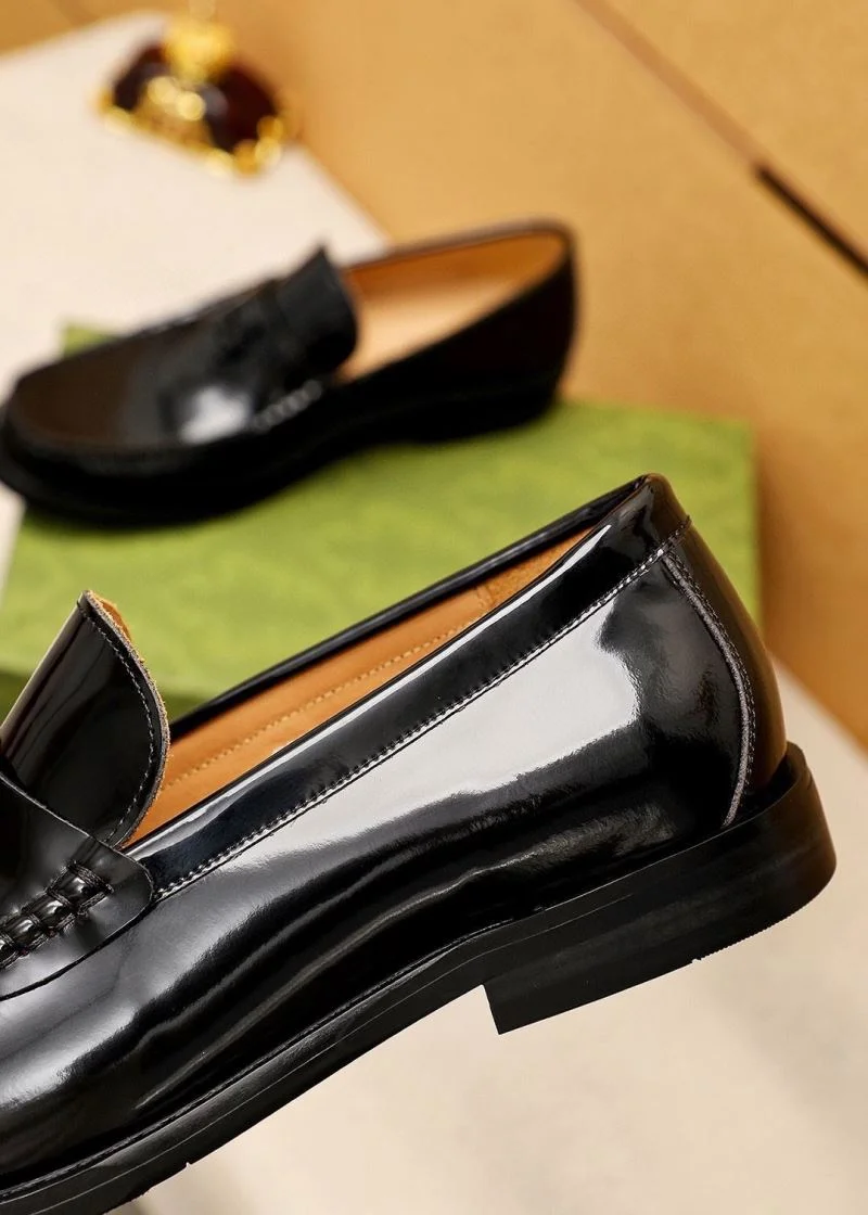 Compact Gucci Business Shoes 25781