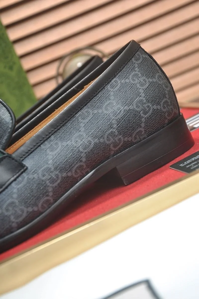 Refined Gucci Business Shoes 25817