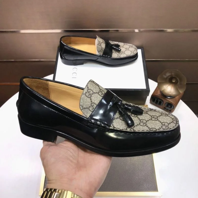 Gucci Business Shoes Packable 25856