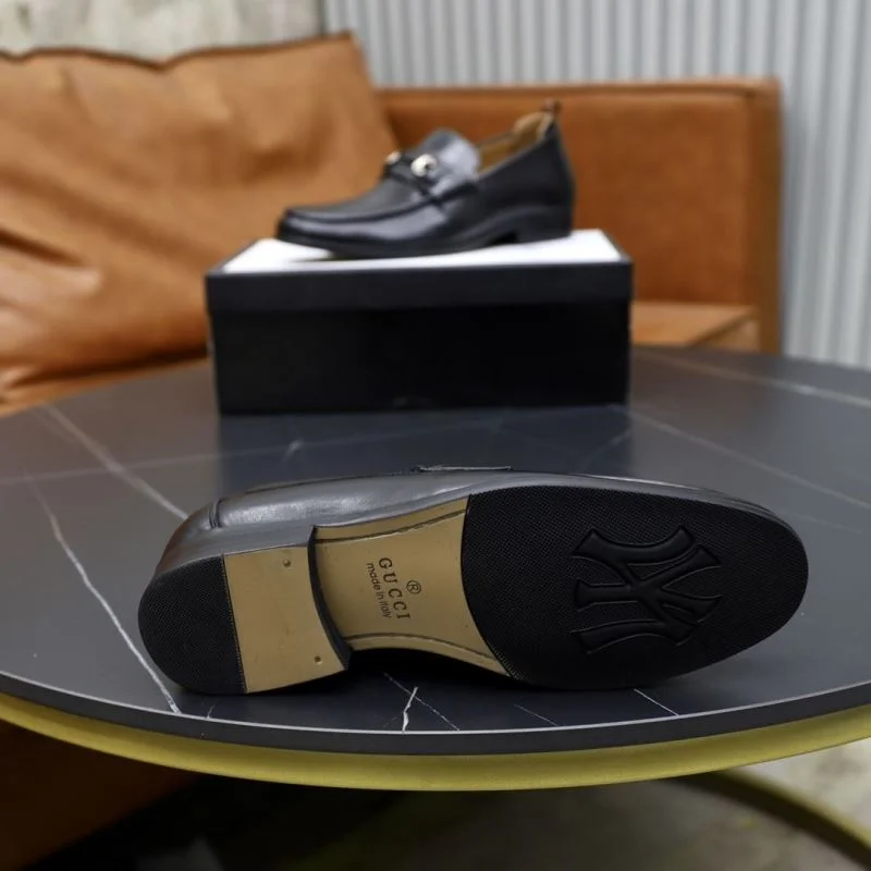 Gucci Business Shoes Vibrant 25713