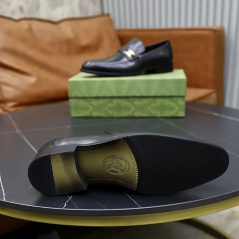 Sleek Gucci Business Shoes 25715
