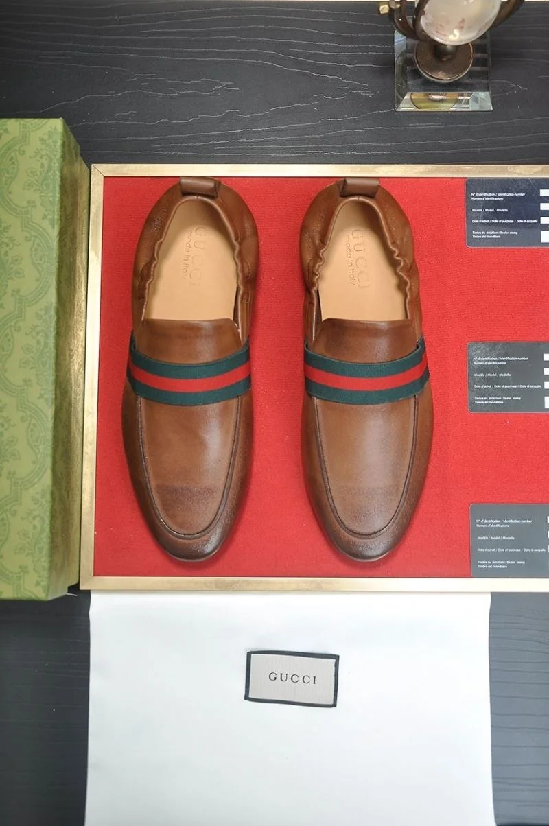 Sleek Gucci Business Shoes 25686