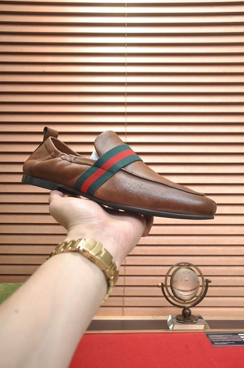 Sleek Gucci Business Shoes 25686