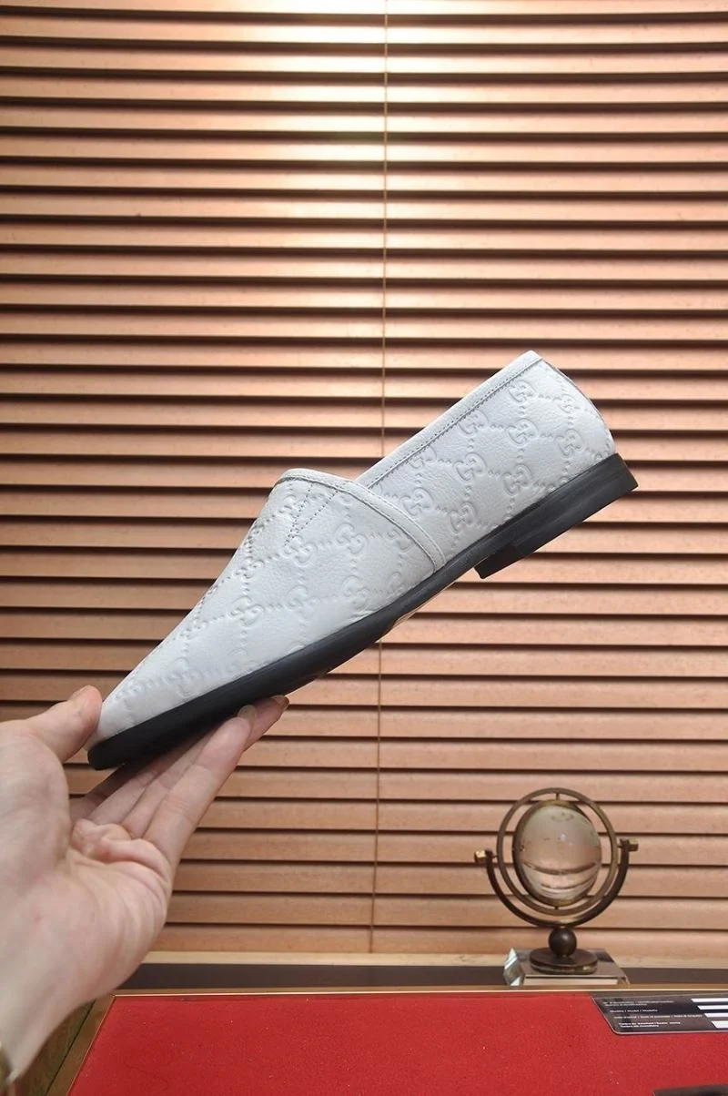 Compact Gucci Business Shoes 25683