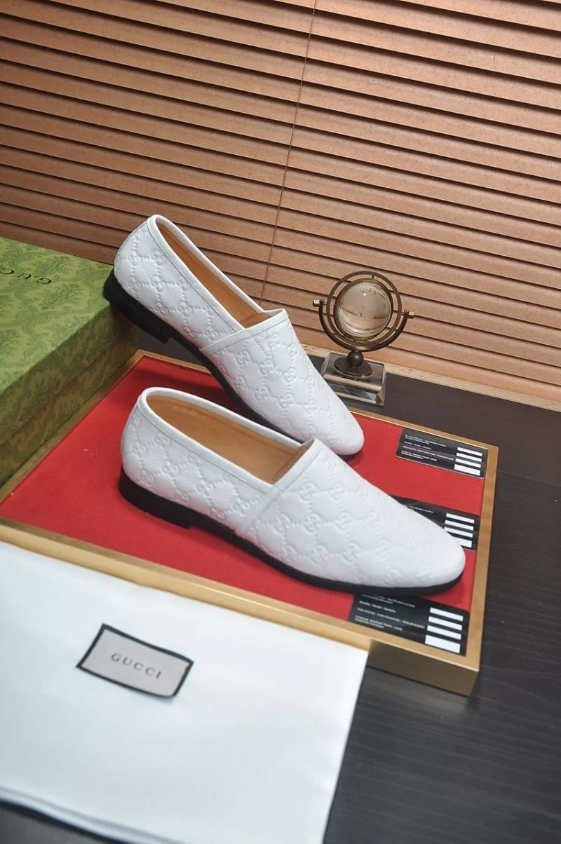 Compact Gucci Business Shoes 25683