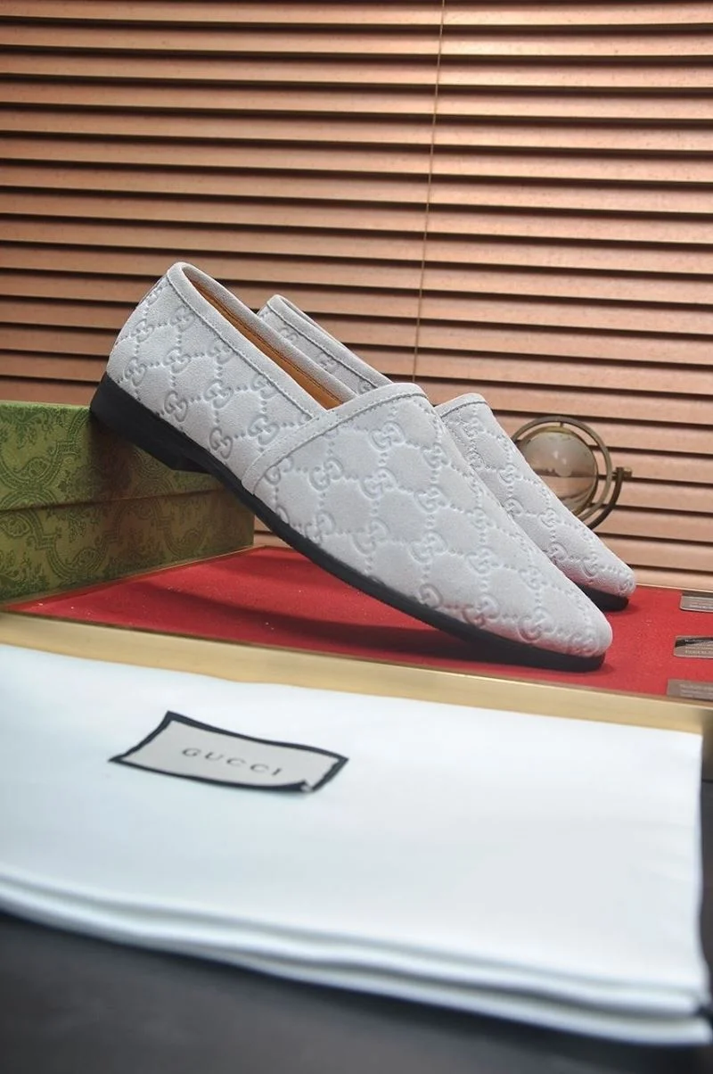 Gucci Business Shoes FashionForward 25680