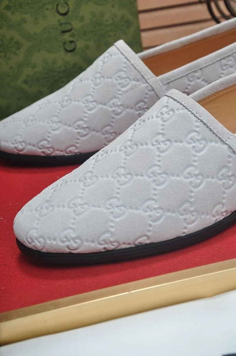 Gucci Business Shoes FashionForward 25680