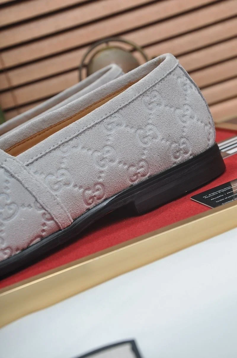 Gucci Business Shoes FashionForward 25680