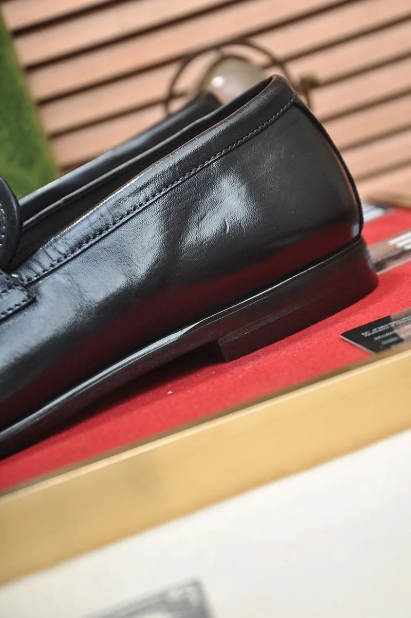 MoistureWicking Gucci Business Shoes 25678