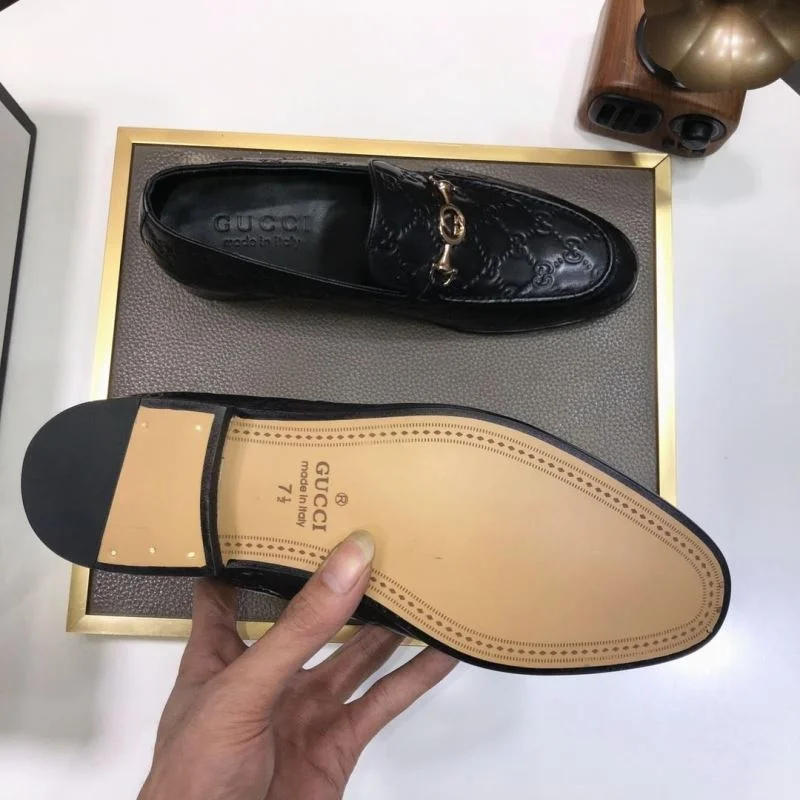 Gucci Business Shoes Durable 25670