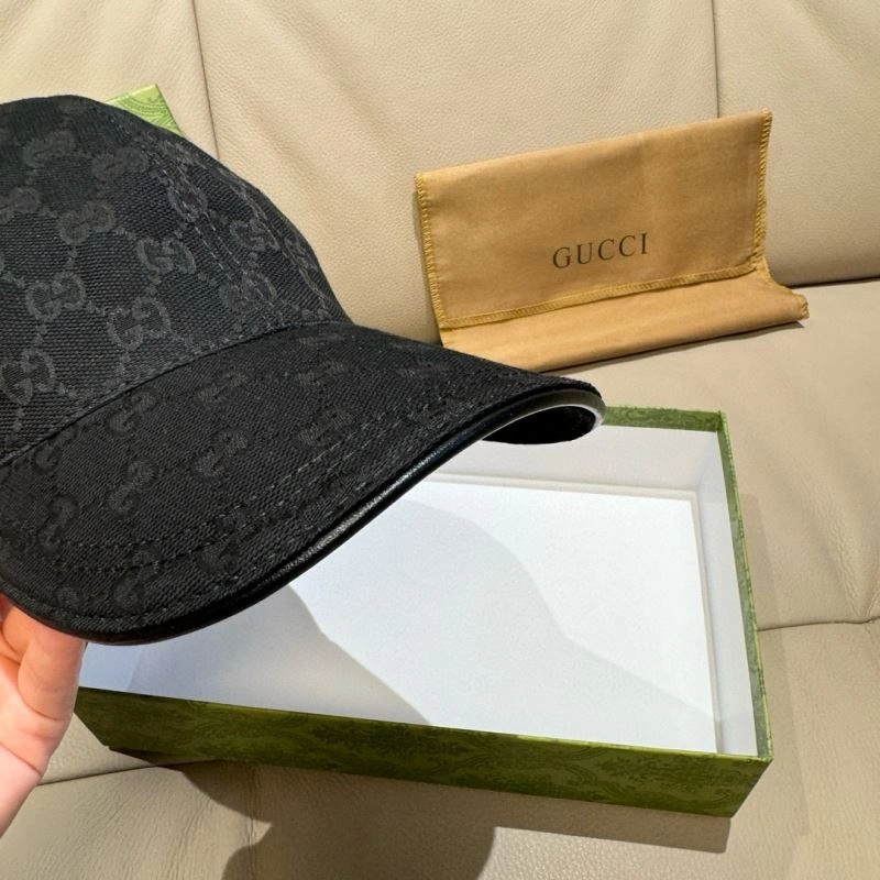 Gucci Caps FashionForward 261395