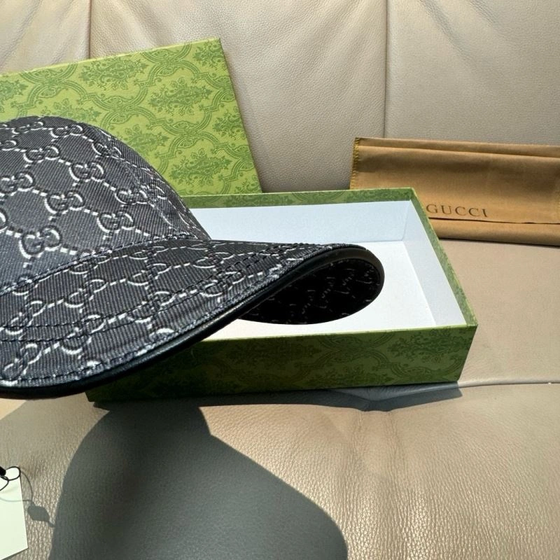 Gucci Caps Durable 261386