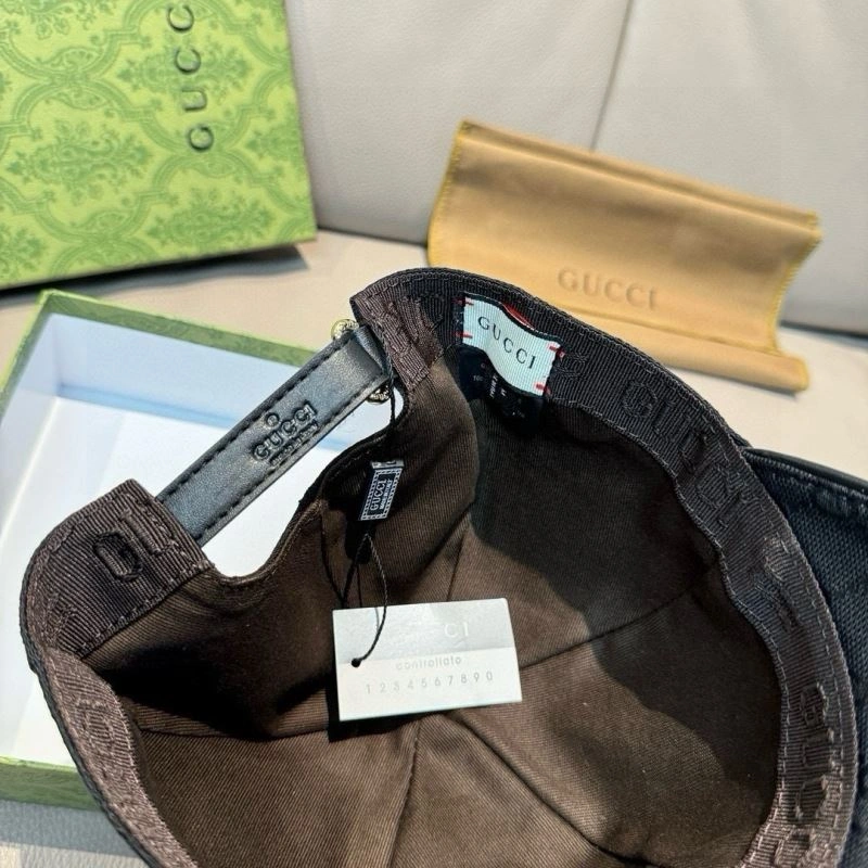 Gucci Caps Durable 261390