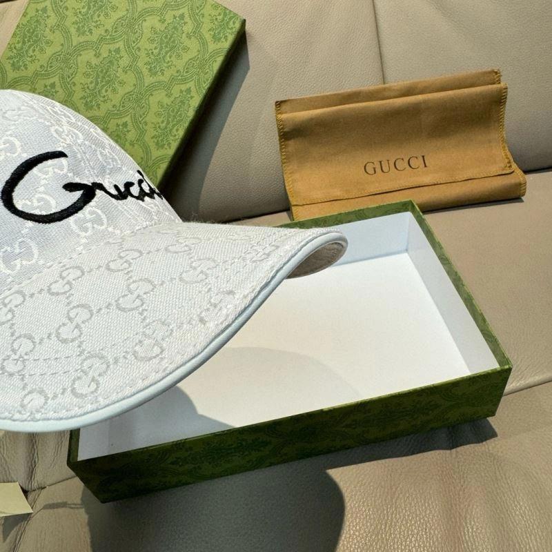 Bold Gucci Caps 261393