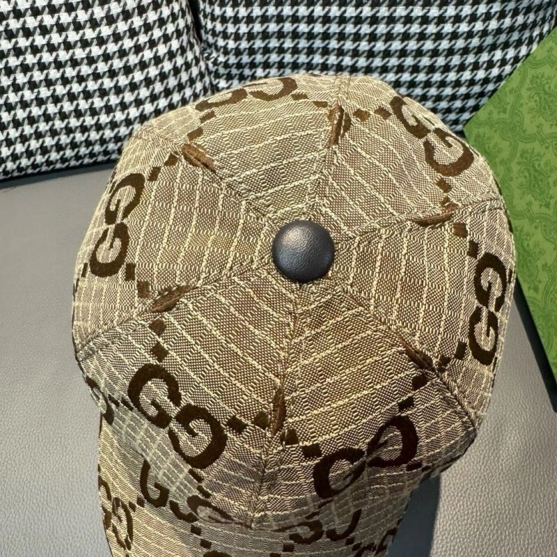 Gucci Caps Youthful 261385