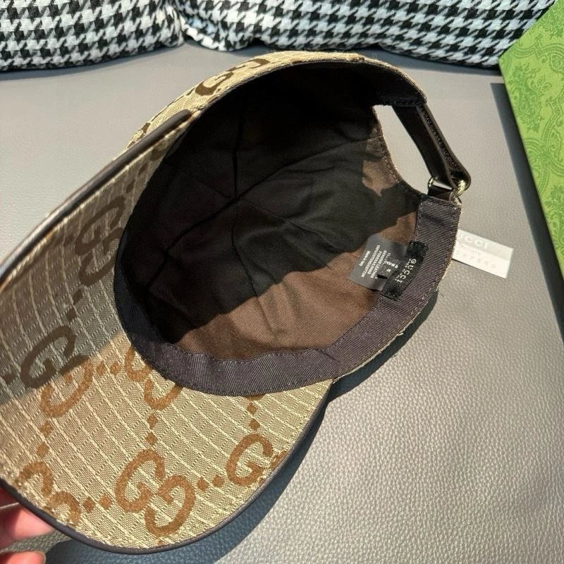 Gucci Caps Youthful 261385