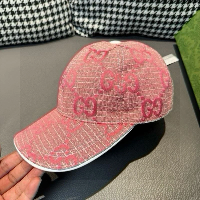 Seasonal Gucci Caps 261391