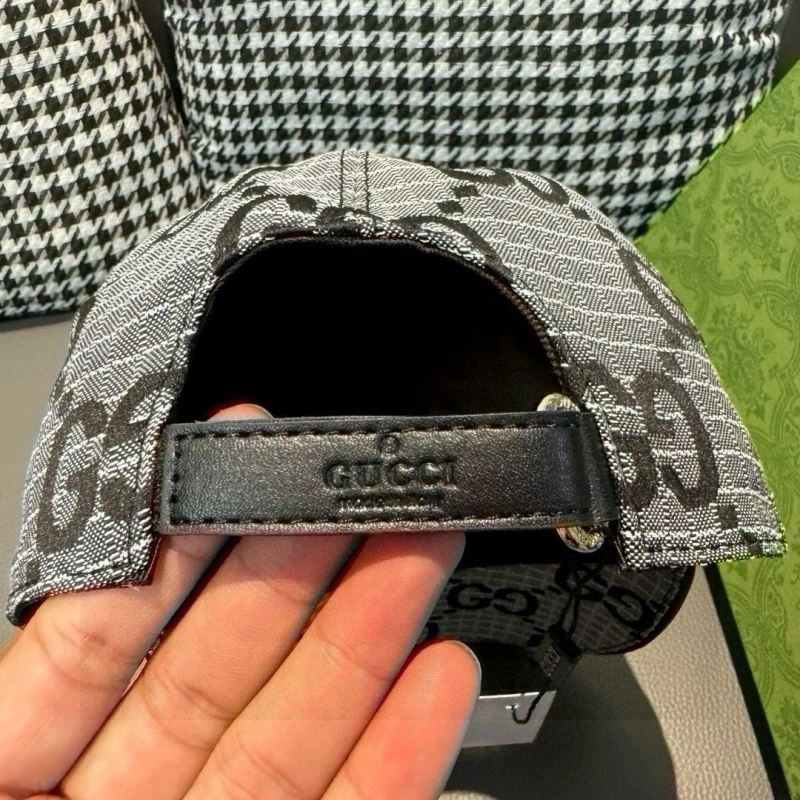 Gucci Caps Contemporary 261380