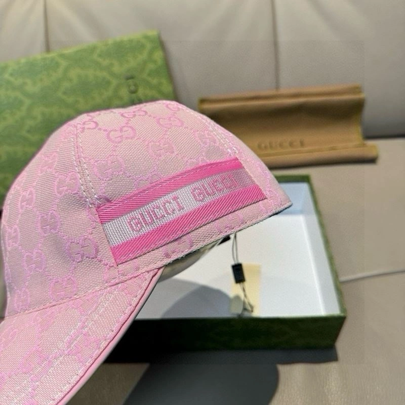 Gucci Caps Refined 261367