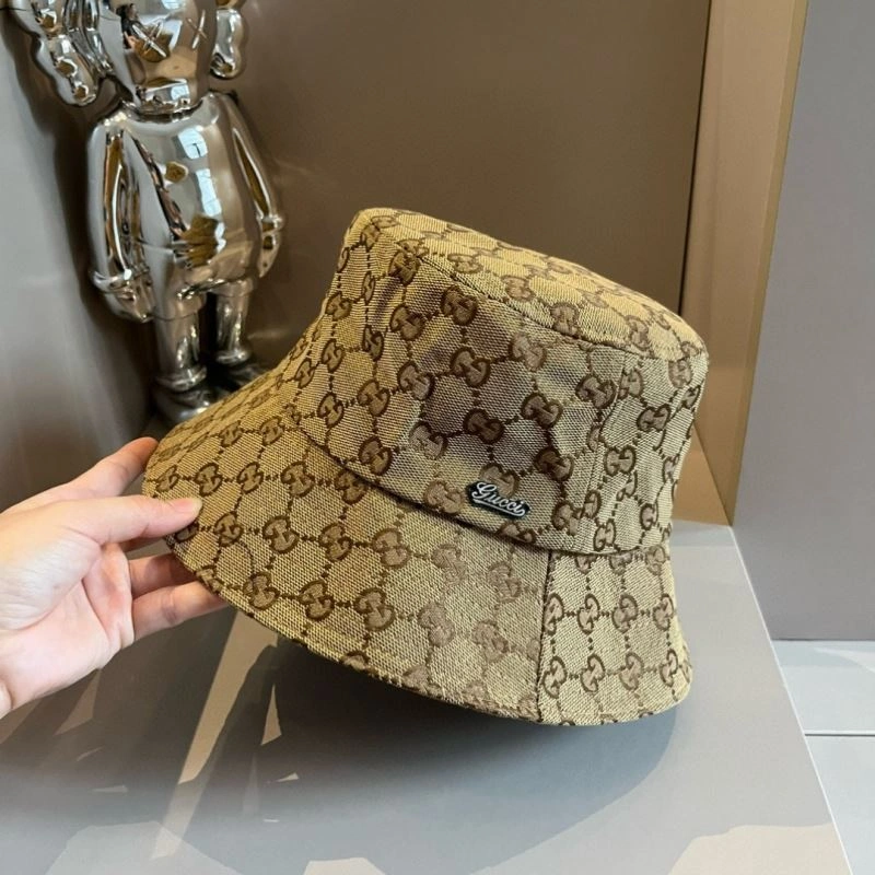 Gucci Caps ZipUp 261346