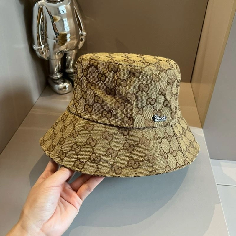 Gucci Caps ZipUp 261346