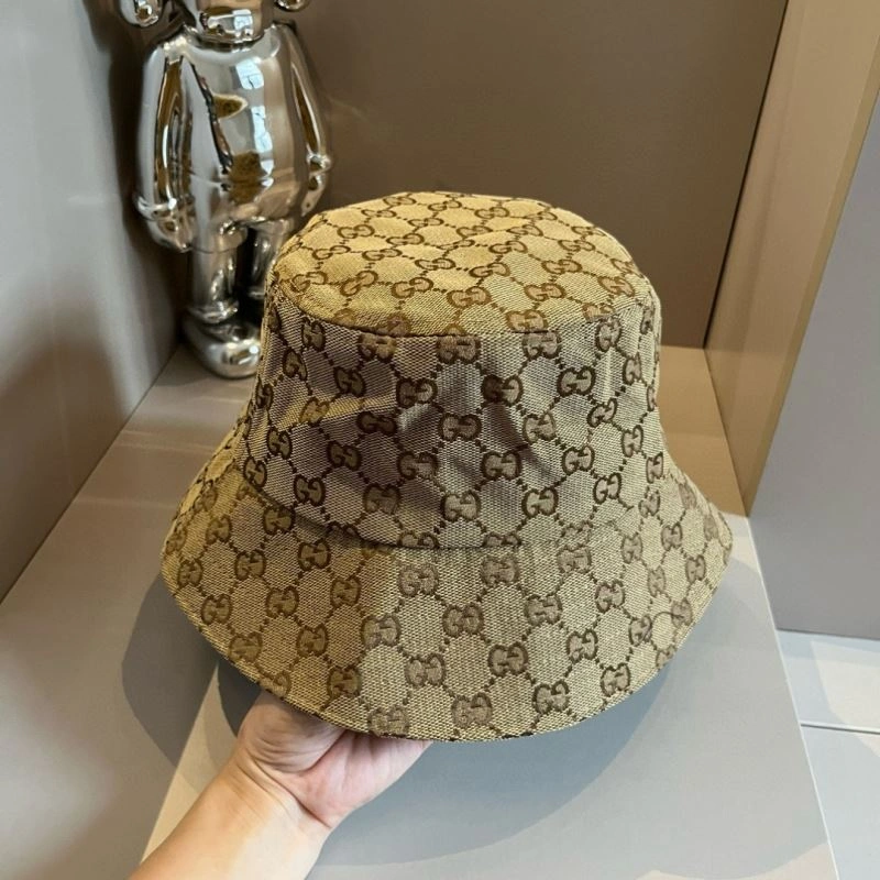 Gucci Caps ZipUp 261346