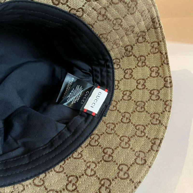 Gucci Caps ZipUp 261346
