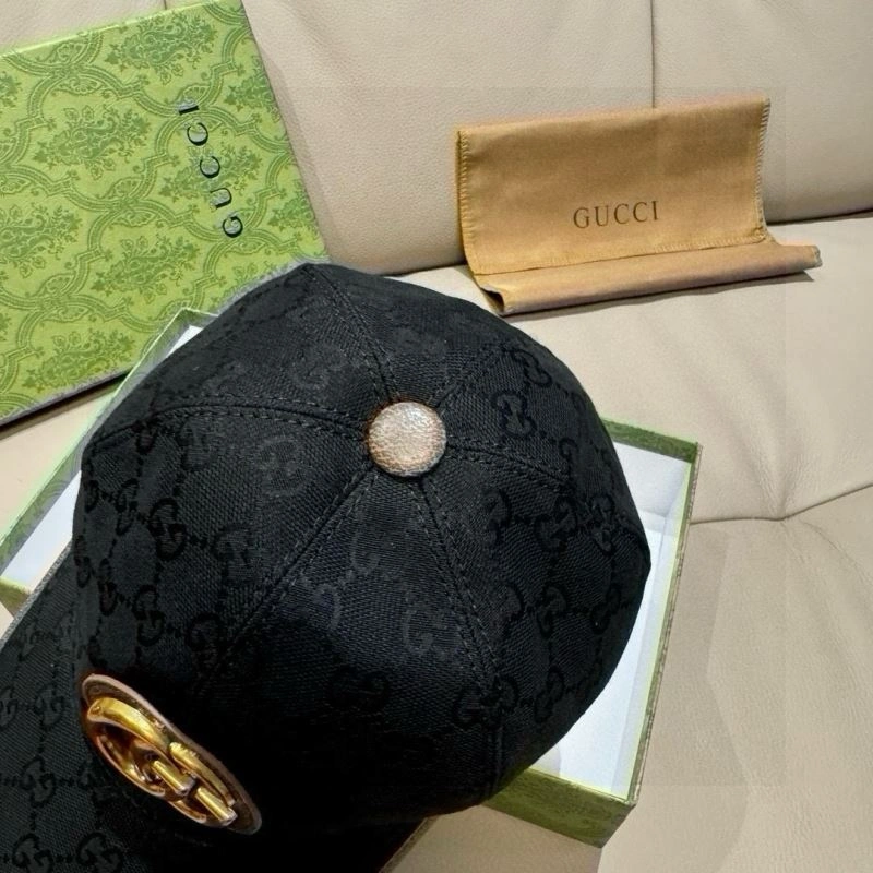 Gucci Caps Sleek 261337