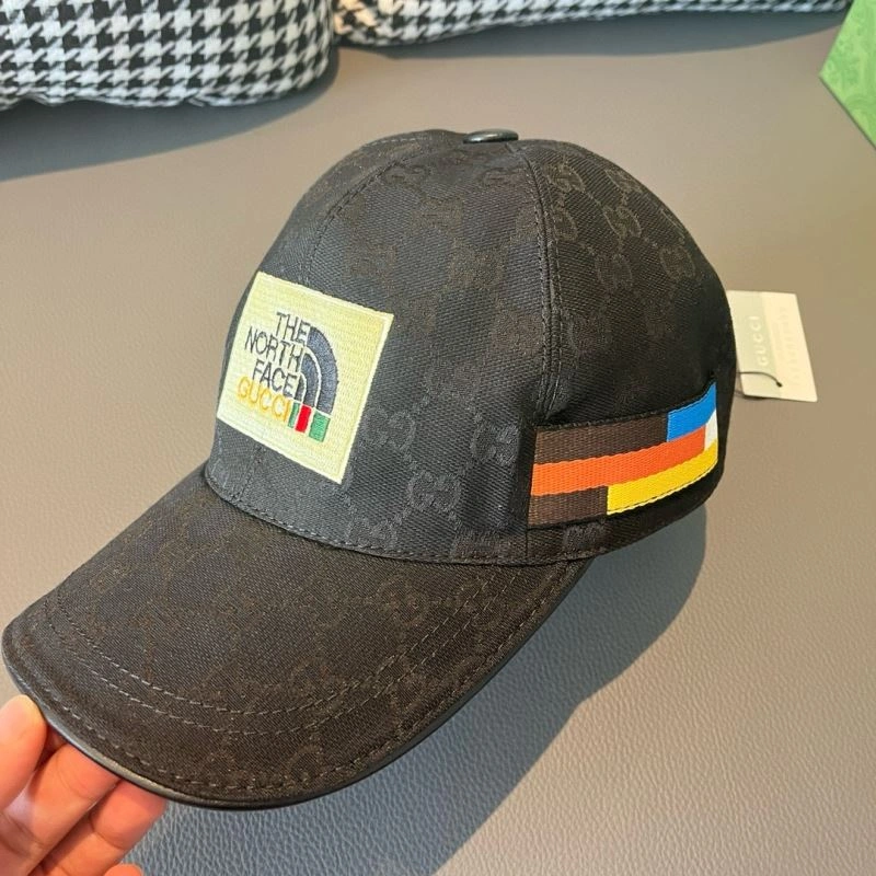 Gucci Caps Compact 261312