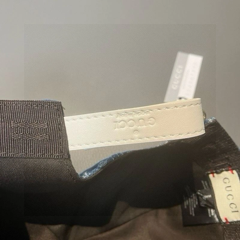 WaterResistant Gucci Caps 261299