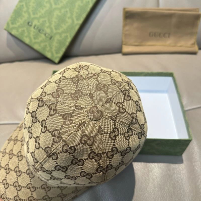 Versatile Gucci Caps 261286
