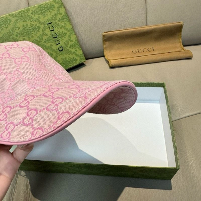 Flexible Gucci Caps 261292