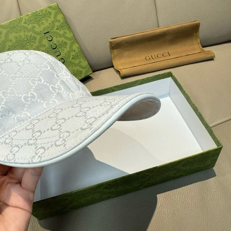 Sporty Gucci Caps 261293