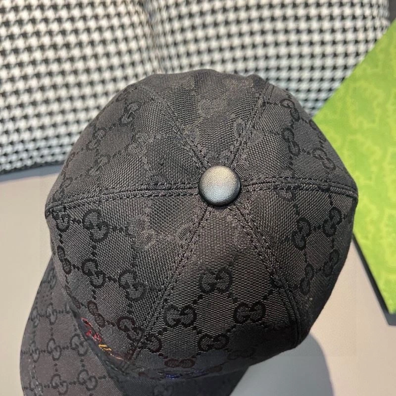 Vibrant Gucci Caps 261247