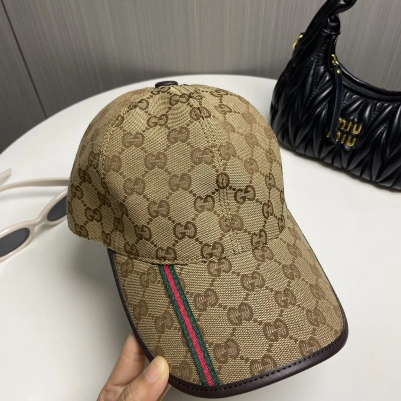 Gucci Caps Chic 258880