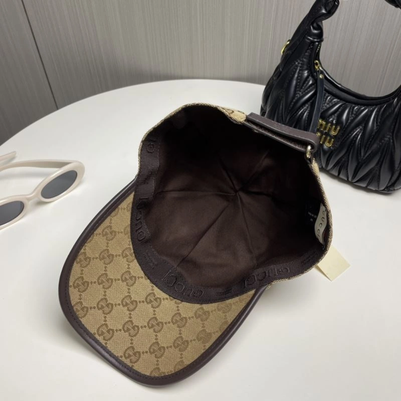 Gucci Caps Chic 258880