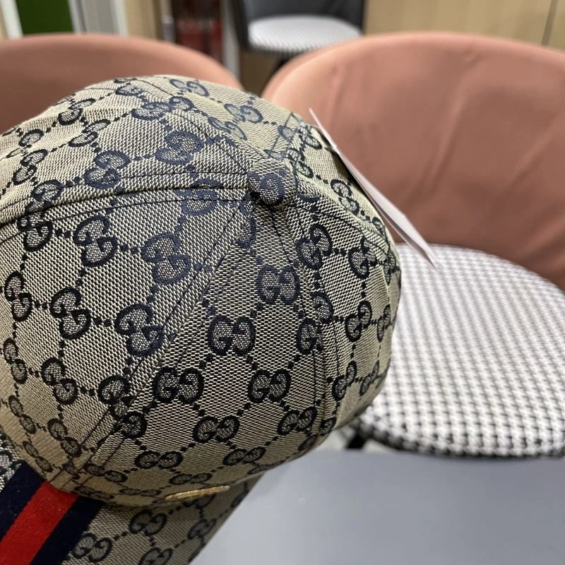 Gucci Caps Elegant 258878