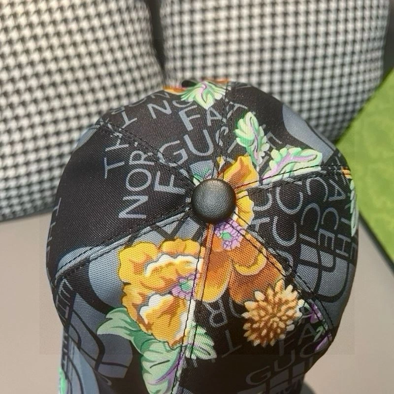 Gucci Caps Minimalist 258849