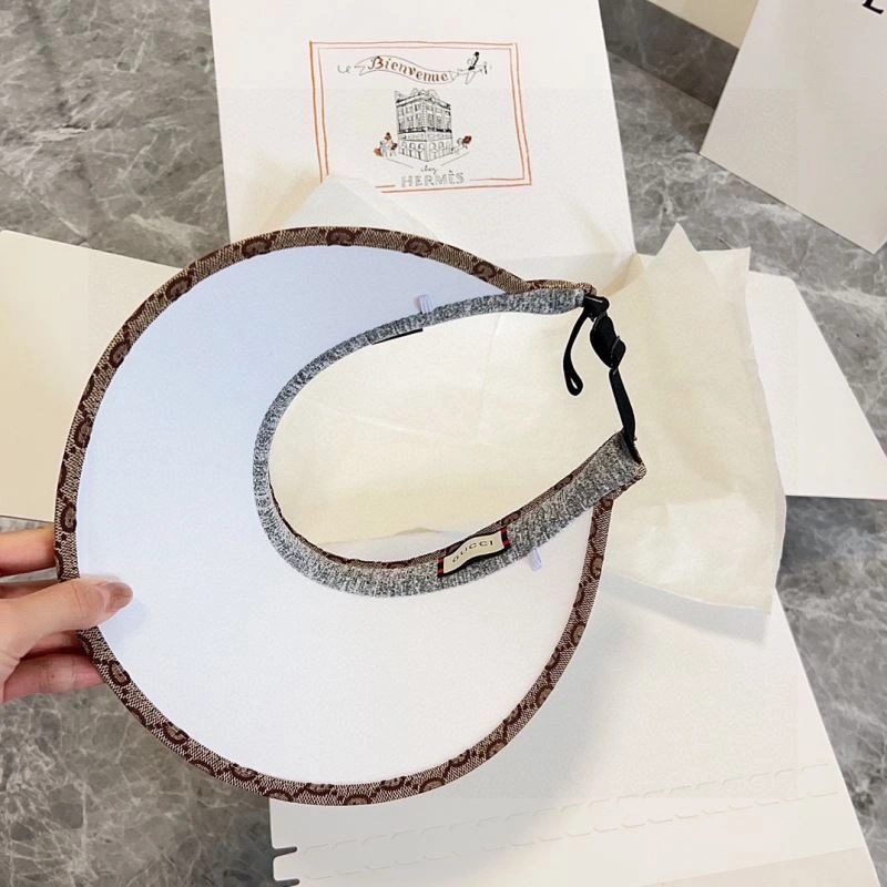 Sleek Gucci Caps 258820