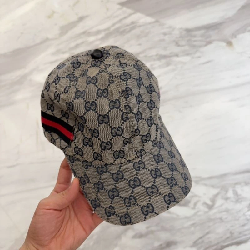 Gucci Caps Youthful 258738