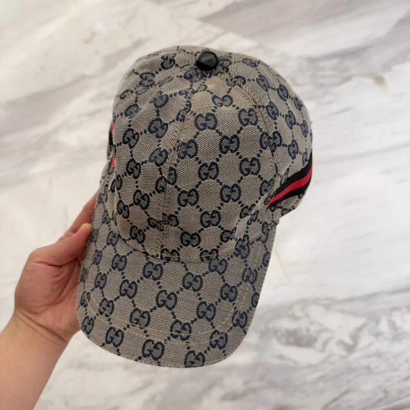 Gucci Caps Youthful 258738