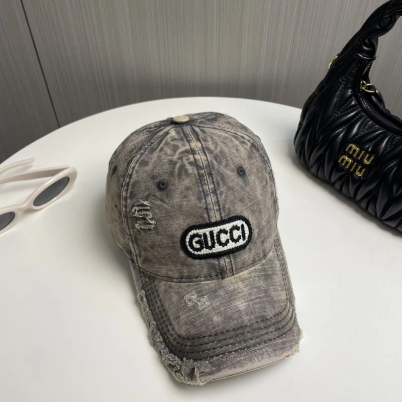 Compact Gucci Caps 258733