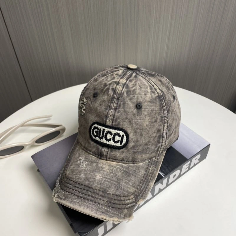 Compact Gucci Caps 258733