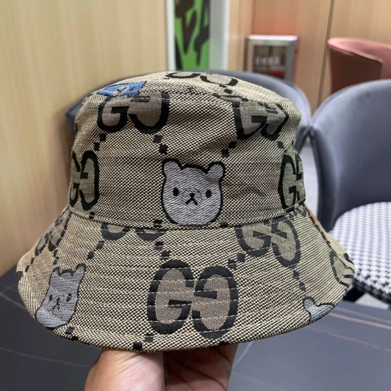 Gucci Caps Elegant 258664
