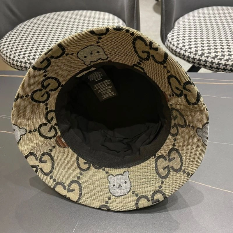Gucci Caps Elegant 258664