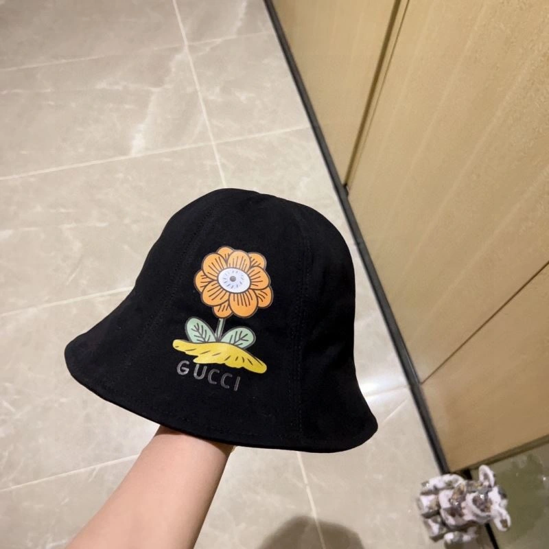 Gucci Caps Vibrant 258662