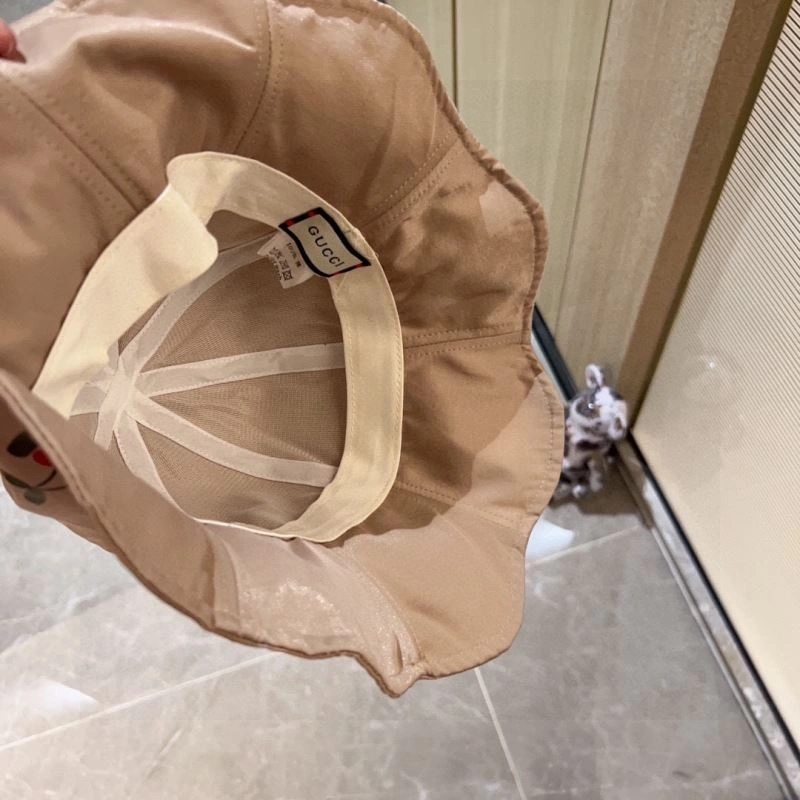 Minimalist Gucci Caps 258647