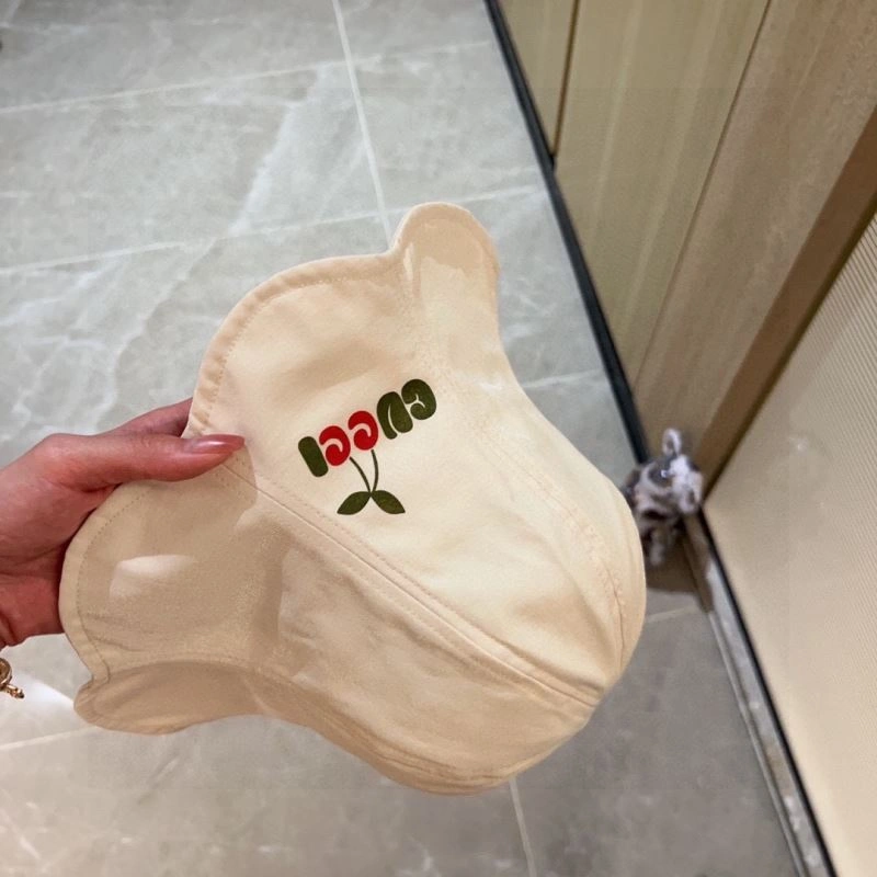 Minimalist Gucci Caps 258648