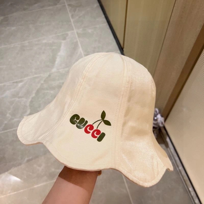 Minimalist Gucci Caps 258648